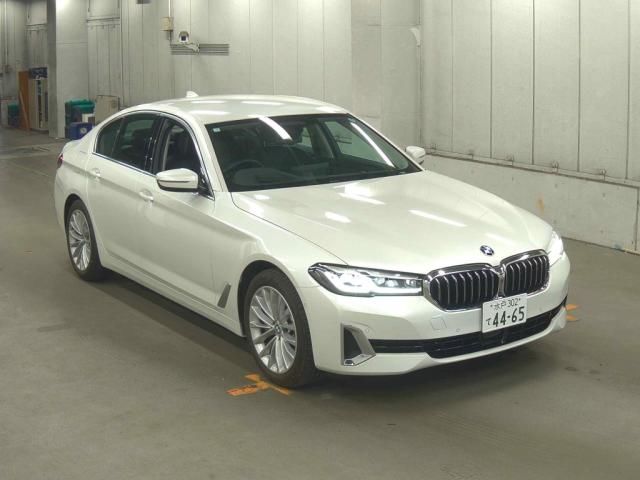 2021 BMW BMW 530 e Luxury ED Joy Plus Japan auction vehicle