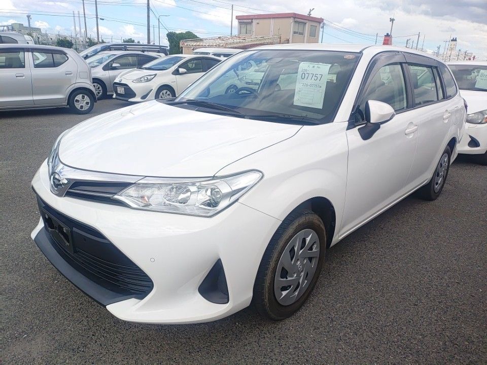 2021 Toyota Corolla Fielder Japan auction vehicle