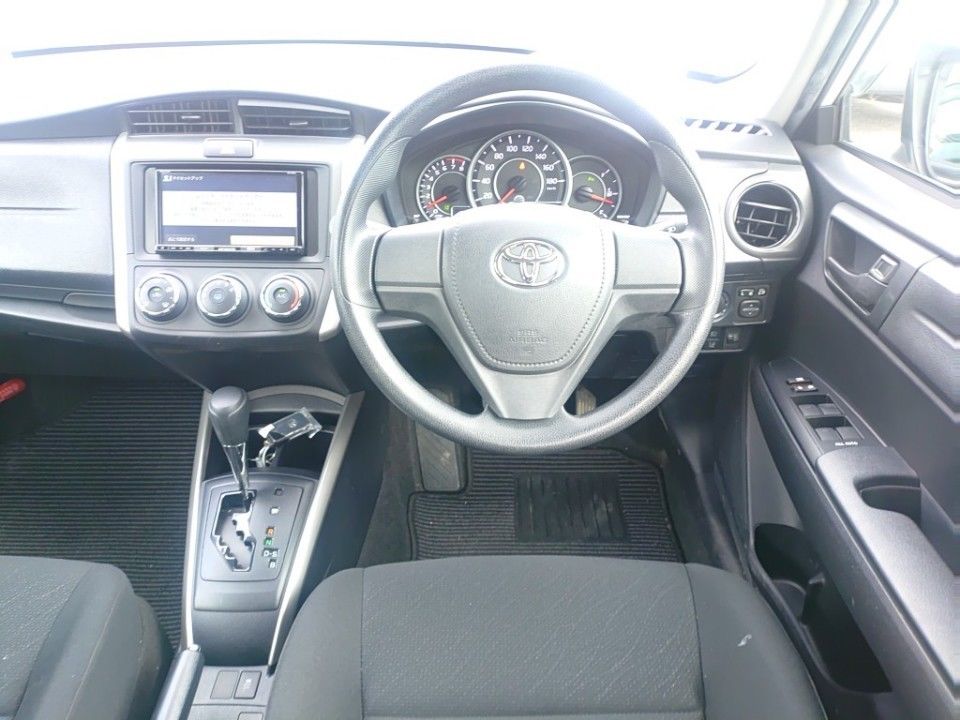 2021 Toyota Corolla Fielder auction photo 3