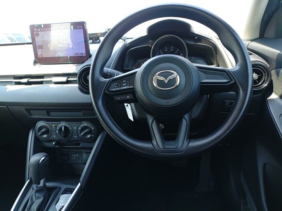 2022 Mazda Mazda2 auction photo 3