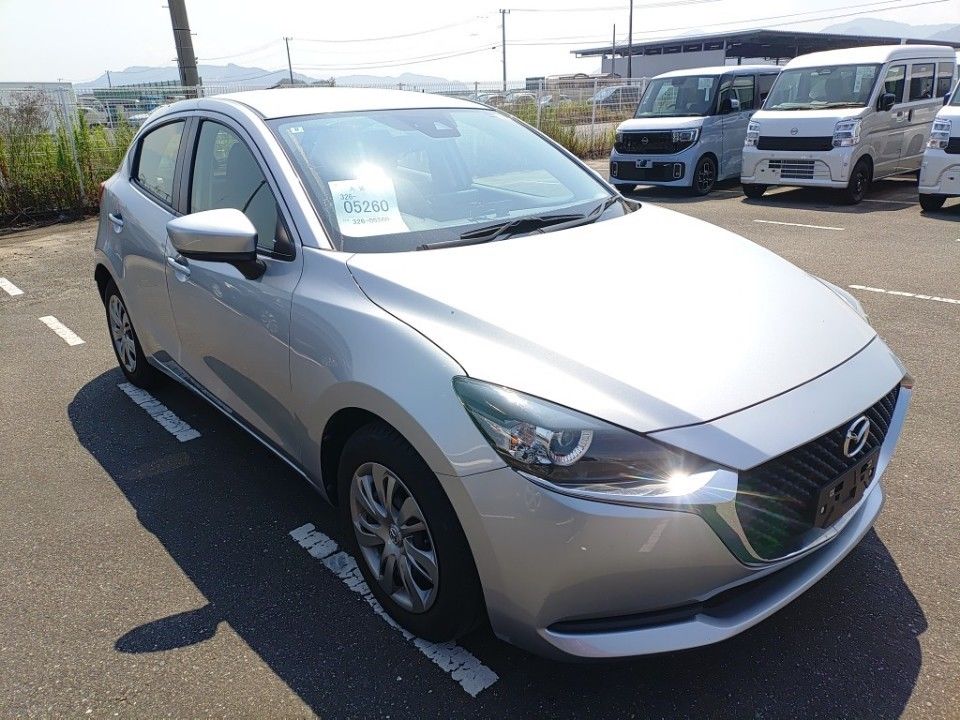 2022 Mazda Mazda2 auction photo 4