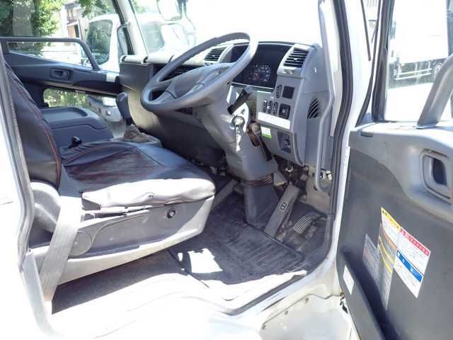 2012 Mitsubishi Fuso Fighter 6.8t flatbed crane auction photo 12