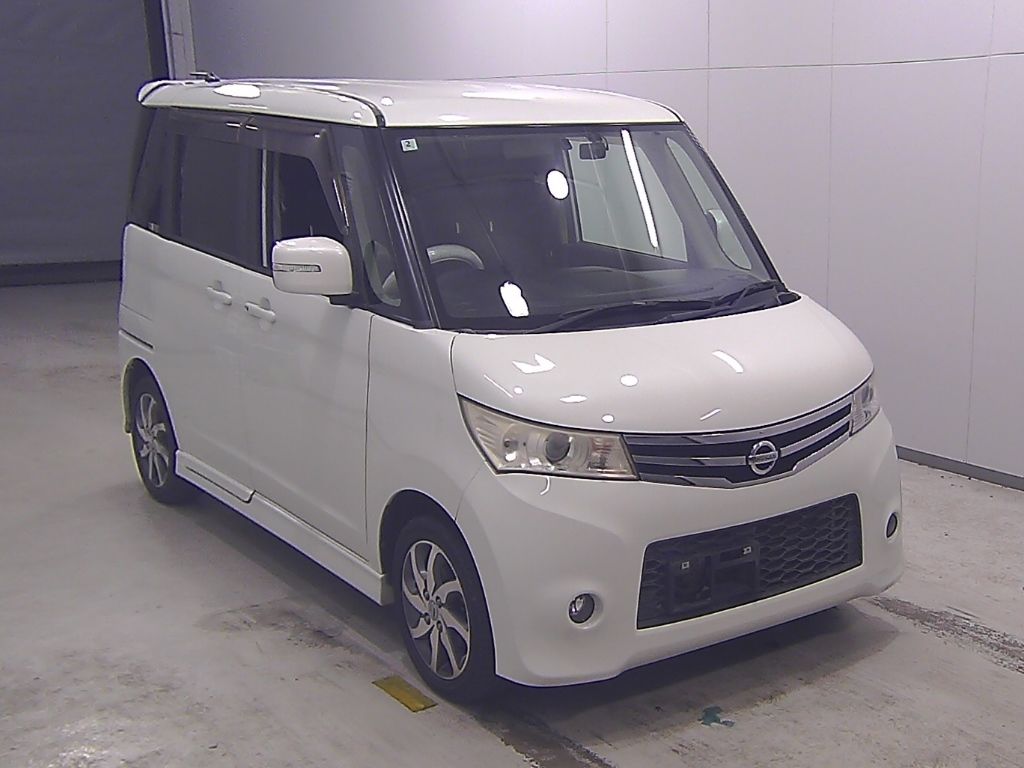Japan Auction Vehicles 7 2009 Nissan Roox Highway Star auction photo