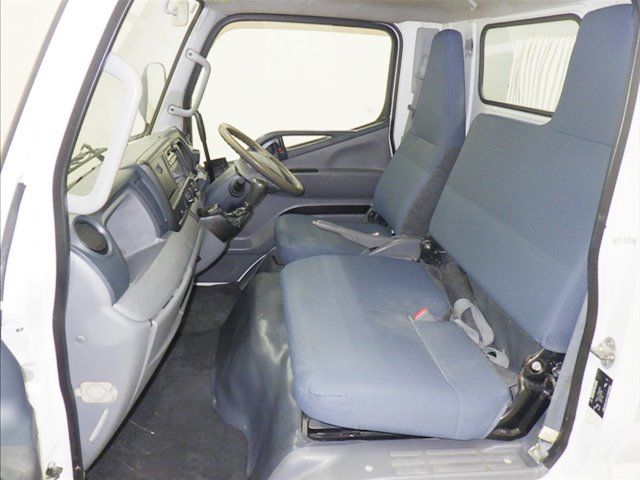 2013 Mitsubishi Fuso Canter dump auction photo 8