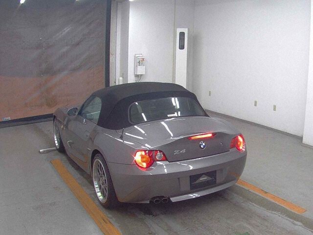2004 BMW Z4 2.2I auction photo 2