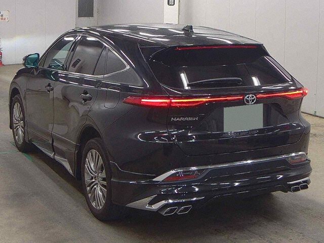 2023 Toyota Harrier Z Leather Package auction photo 2