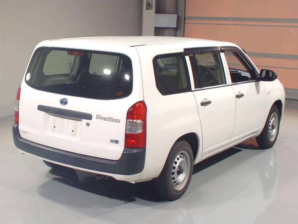 2021 Toyota Probox Hybrid DX Comfort auction photo 2