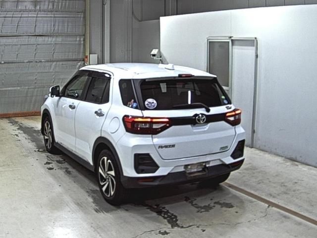 2021 Toyota Raize Z auction photo 2