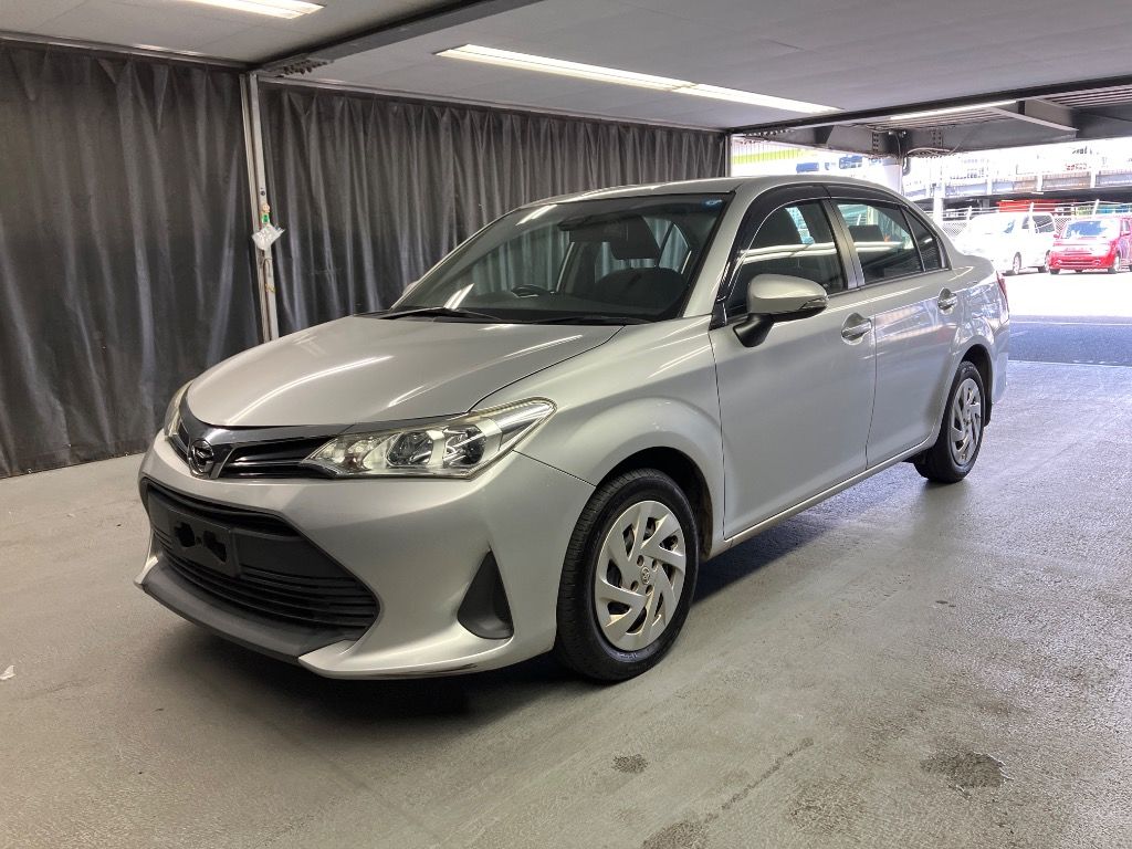 2019 Toyota Corolla Axio 1.5X auction photo 5