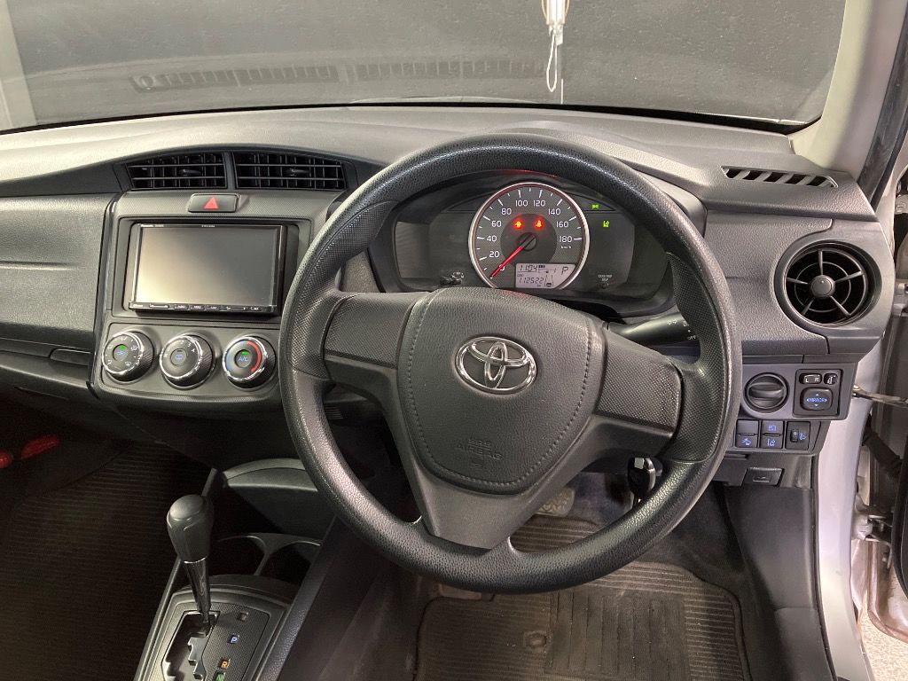 2019 Toyota Corolla Axio 1.5X auction photo 3