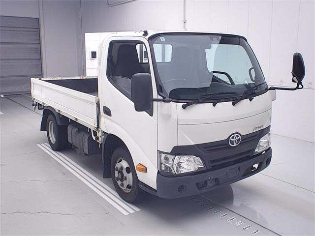 Japan Auction Vehicles 12 2017 Toyota Dyna ヒラボディ auction photo