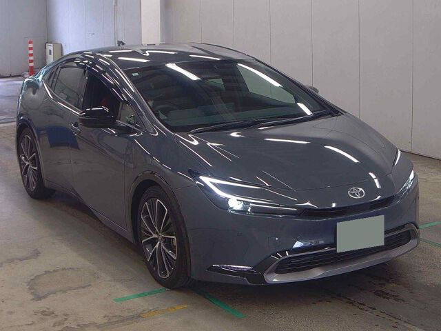 Japan Auction Vehicles 8 2024 Toyota Prius Z auction photo