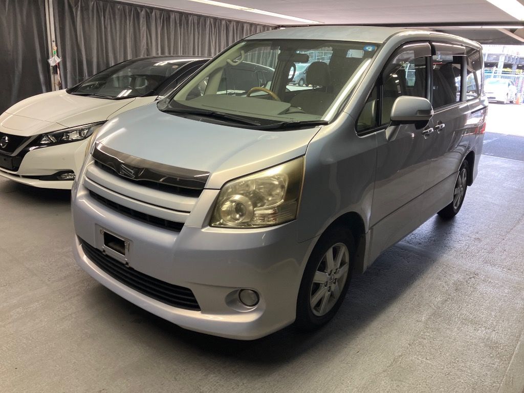 2009 Toyota Noah S Gエディション auction photo 5
