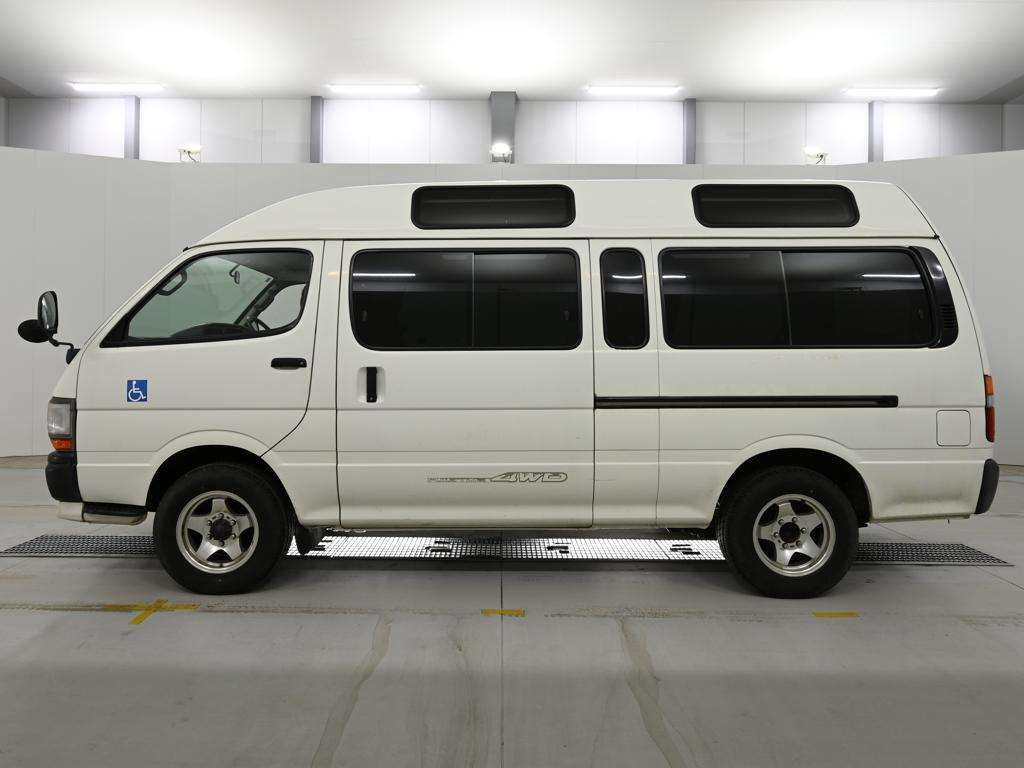 1996 Toyota Hiace DX 4WD auction photo 4