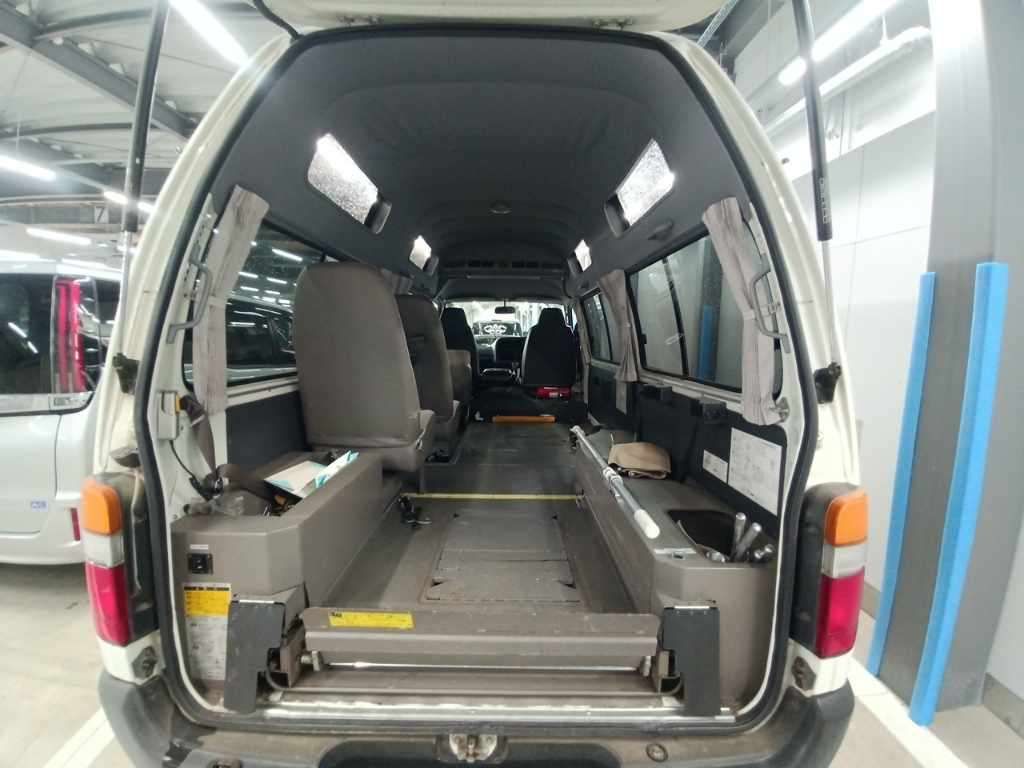 1996 Toyota Hiace DX 4WD auction photo 11
