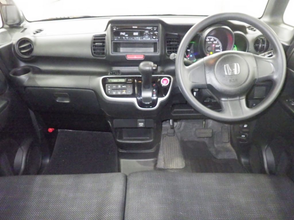 2017 Honda N-BOX G auction photo 3