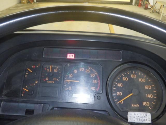 2006 Isuzu Forward chassis auction photo 6