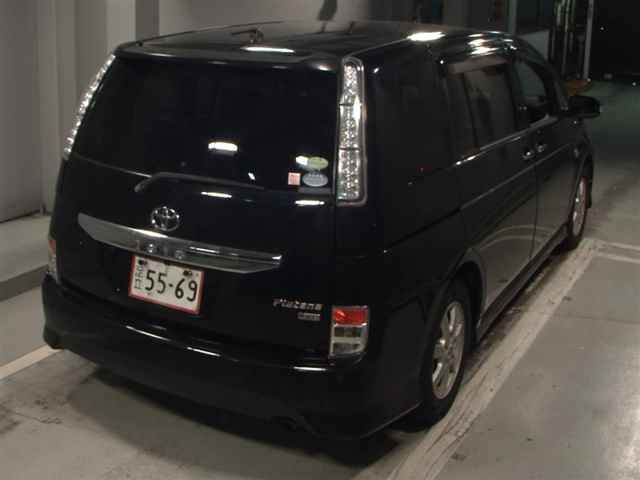 2012 Toyota Isis Platana V Selection White auction photo 5