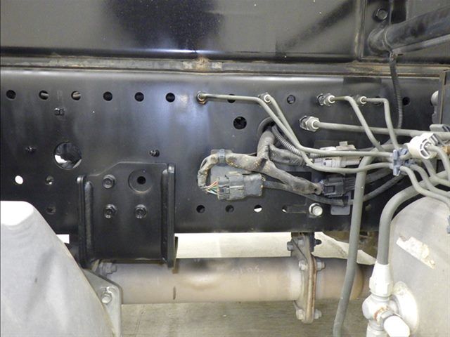 2021 Isuzu Forward Container-only vehicle auction photo 4
