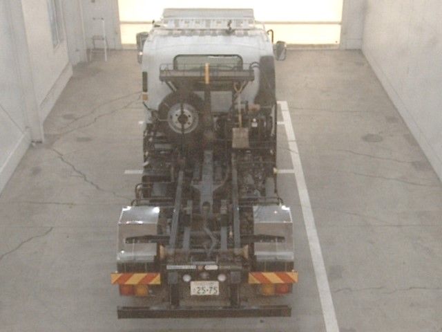 2021 Isuzu Forward Container-only vehicle auction photo 3