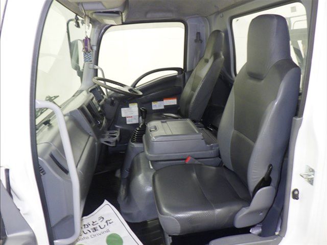 2021 Isuzu Forward Container-only vehicle auction photo 8