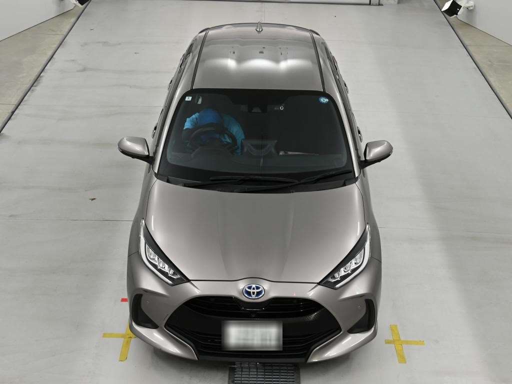 2022 Toyota Yaris ハイブリッドZ auction photo 7