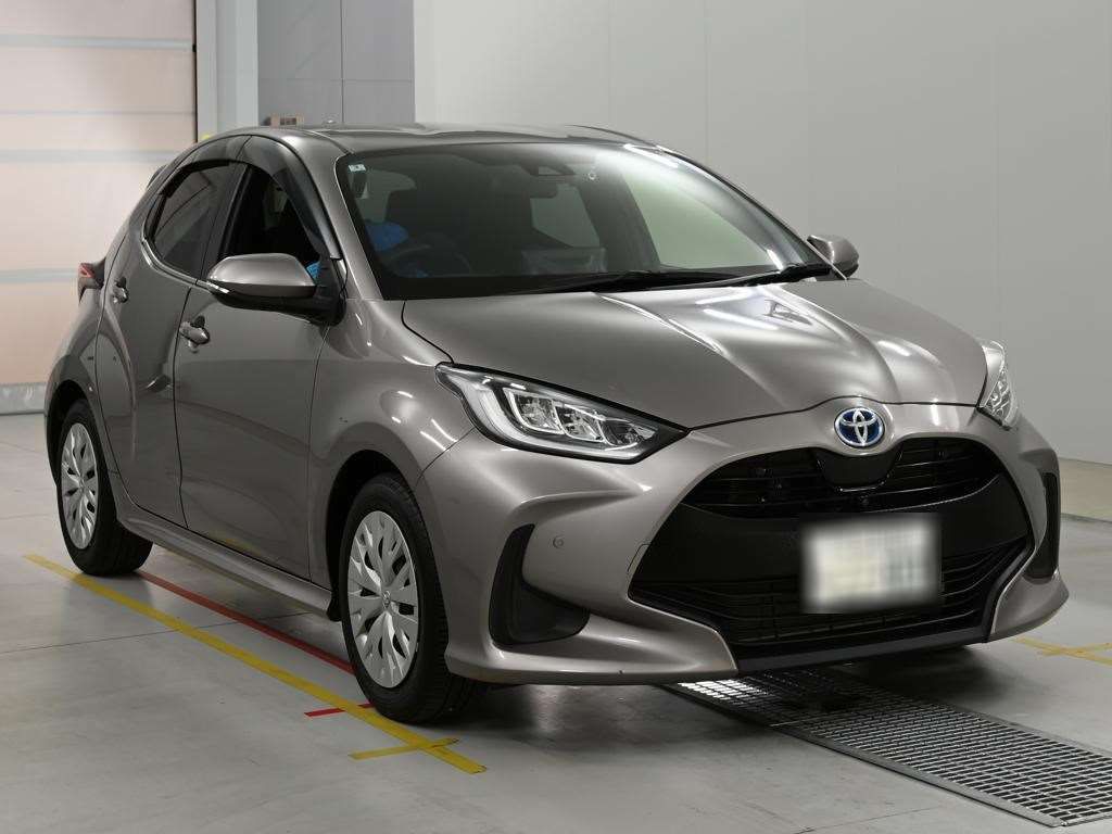 2022 Toyota Yaris ハイブリッドZ auction photo 5
