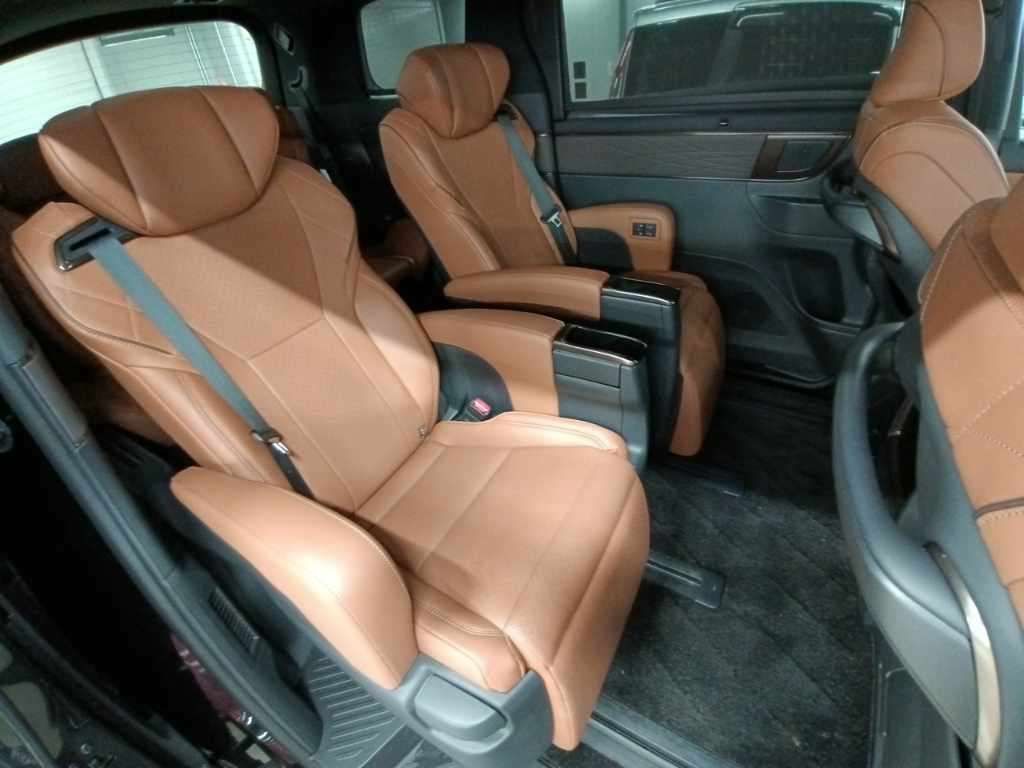 2023 Toyota Vellfire Z プレミア 4WD auction photo 12