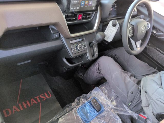 2025 Daihatsu Move RS auction photo 3