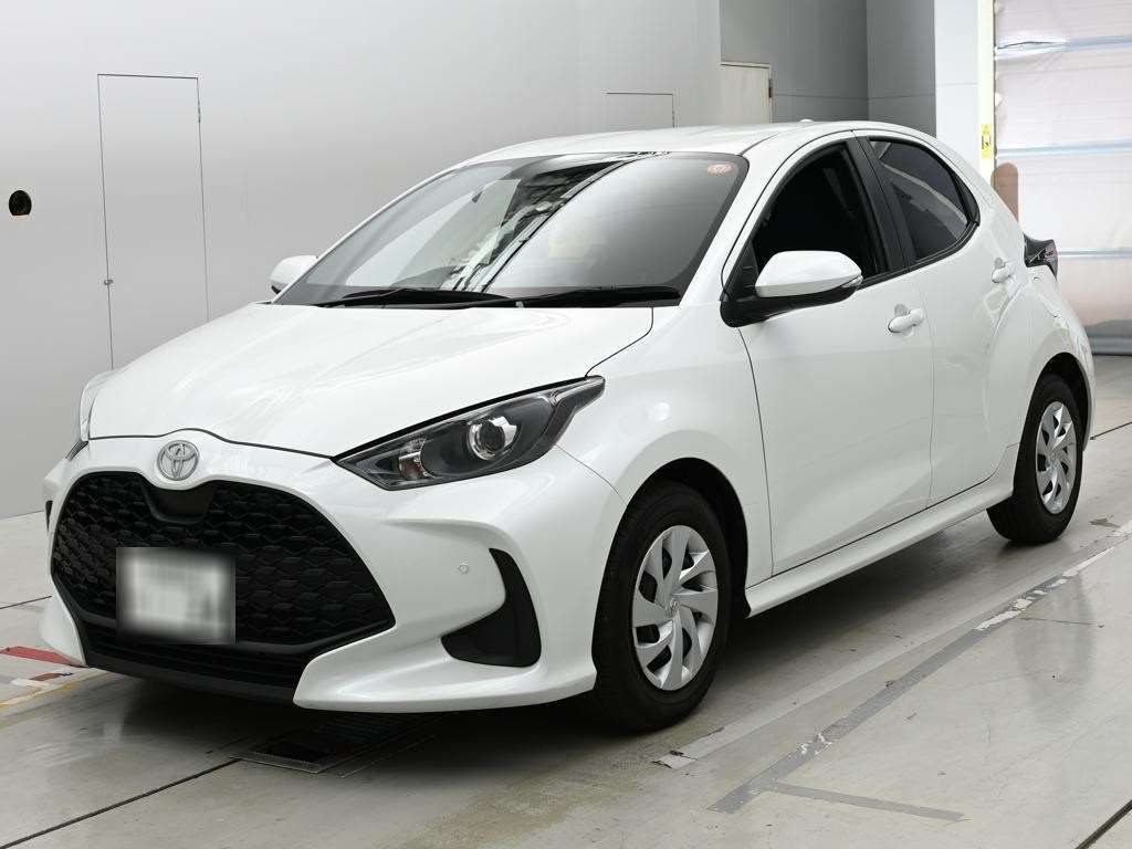 Japan Auction Vehicles 14 2024 Toyota Yaris X auction photo