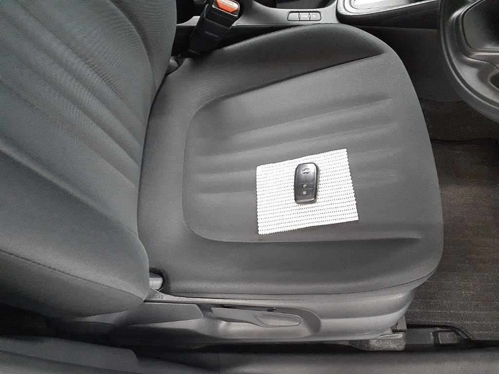 2024 Toyota Yaris X auction photo 10