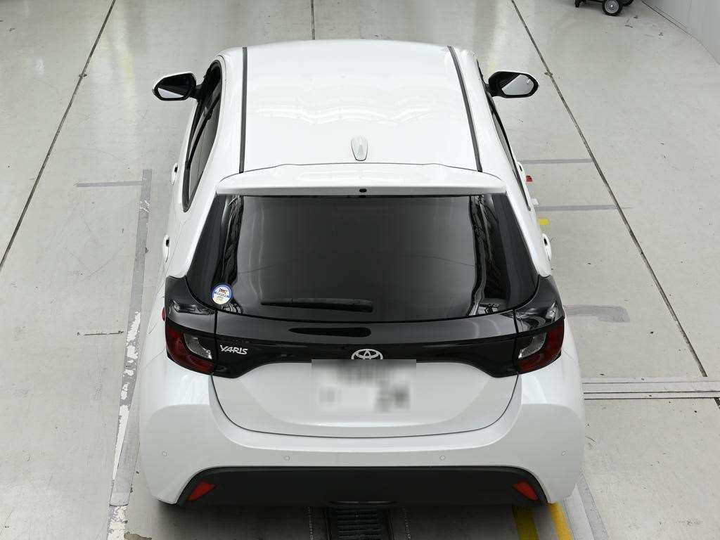 2024 Toyota Yaris X auction photo 8