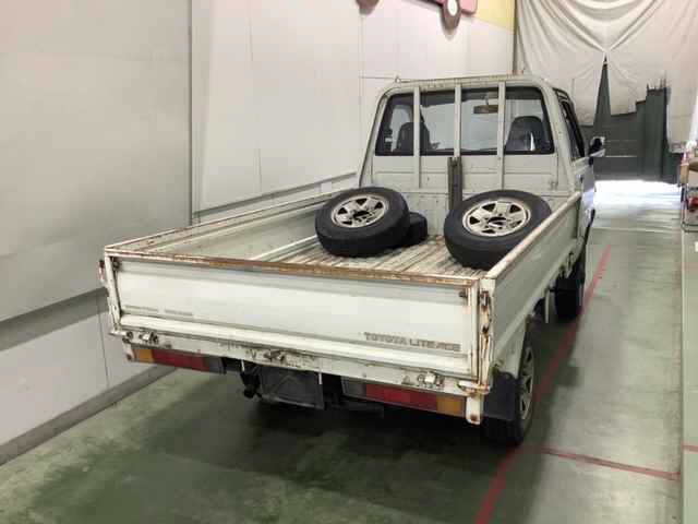 1994 Toyota ライトエース トラック 4WD auction photo 2