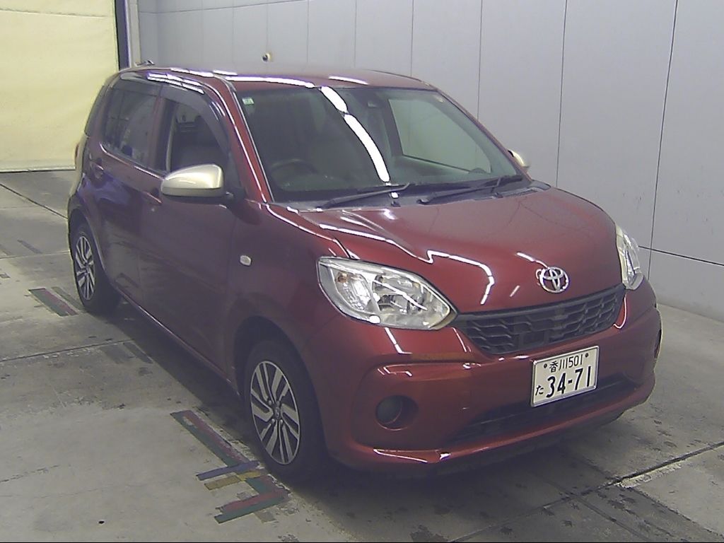 2016 Toyota Passo X Gパッケージ Japan auction vehicle