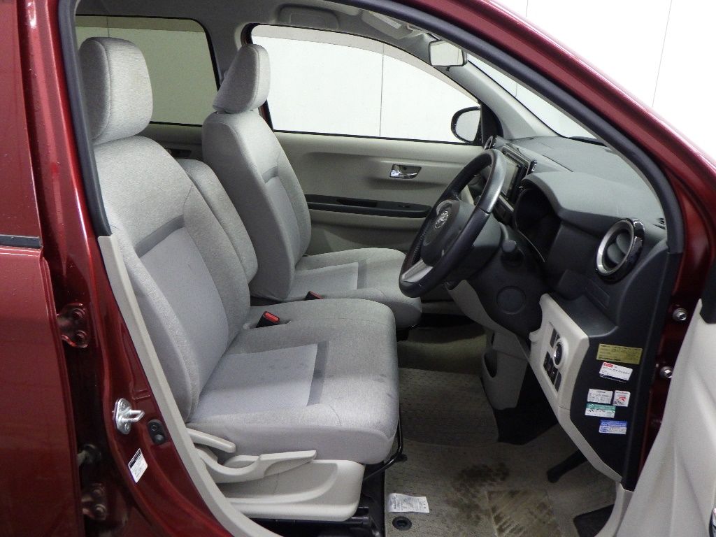 2016 Toyota Passo X Gパッケージ auction photo 6