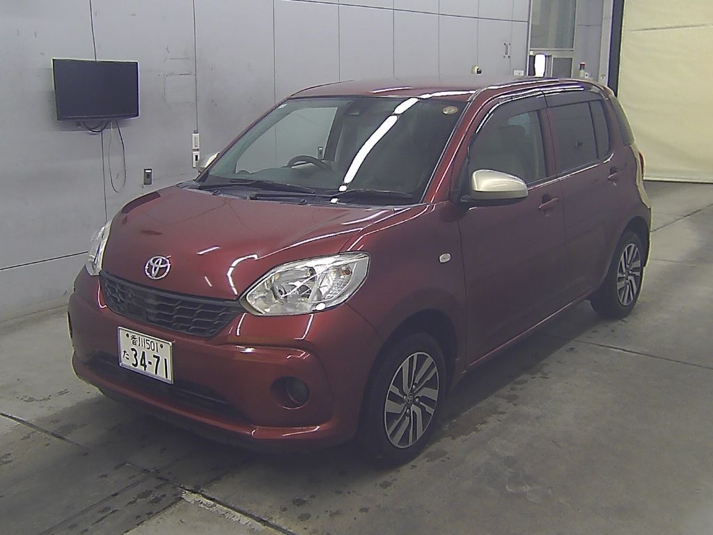 2016 Toyota Passo X Gパッケージ auction photo 4