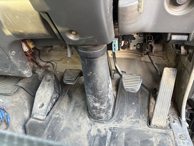 2008 Isuzu Forward Dump Turbo auction photo 4