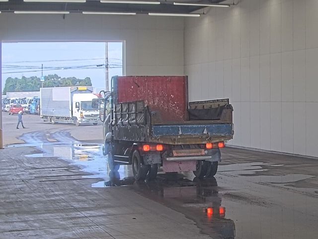 2008 Isuzu Forward Dump Turbo auction photo 2