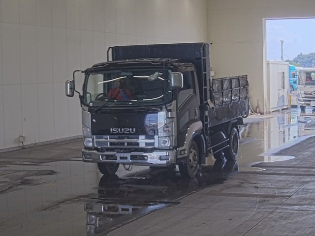 2008 Isuzu Forward Dump Turbo Japan auction vehicle
