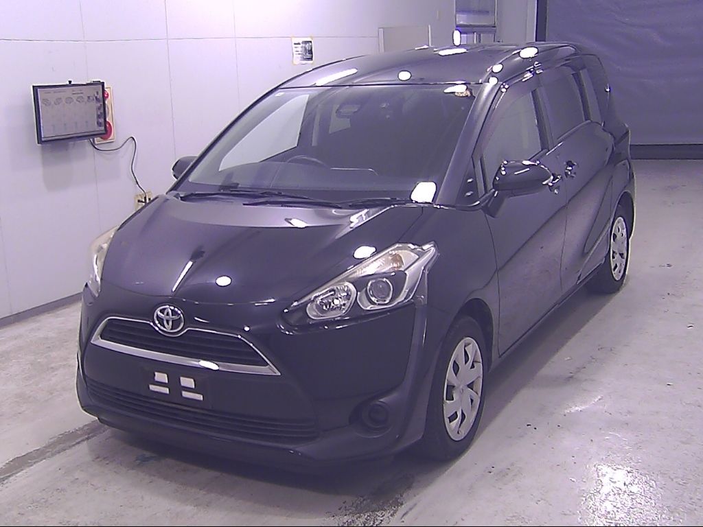 2016 Toyota Sienta G 7人 auction photo 4