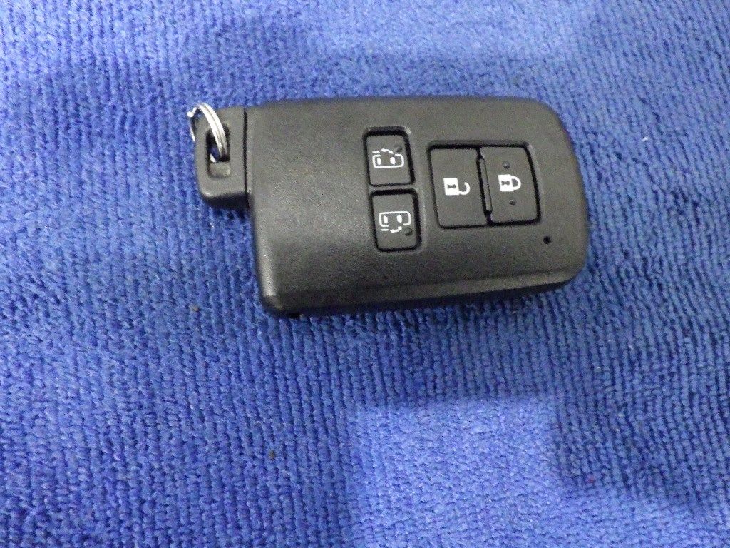 2016 Toyota Sienta G 7人 auction photo 12