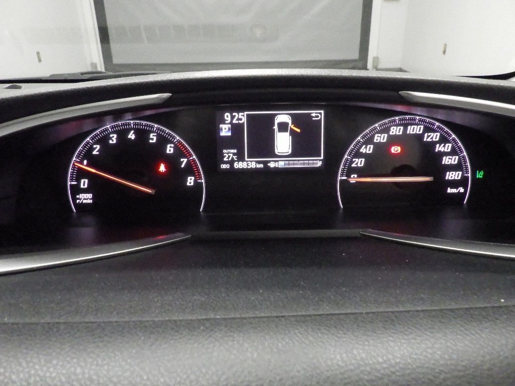 2016 Toyota Sienta G 7 people auction photo 9