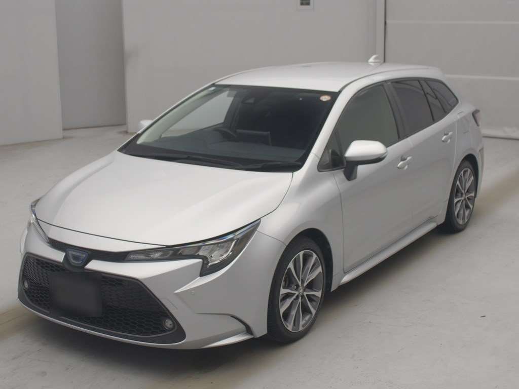 2021 Toyota Corolla Touring Hybrid S 4WD Japan auction vehicle