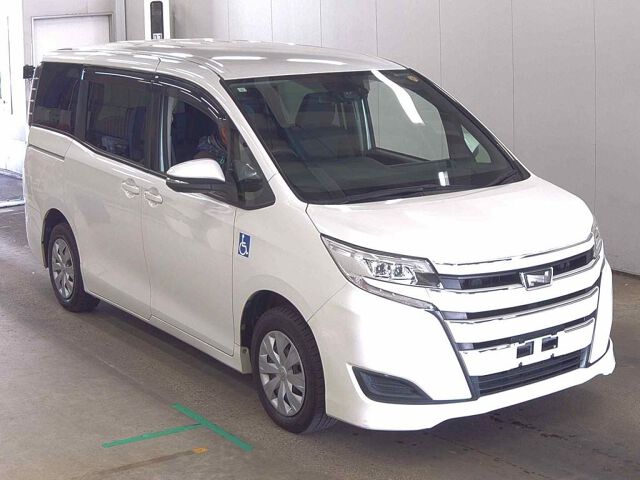 2019 Toyota Noah X ウェルキャブ Japan auction vehicle