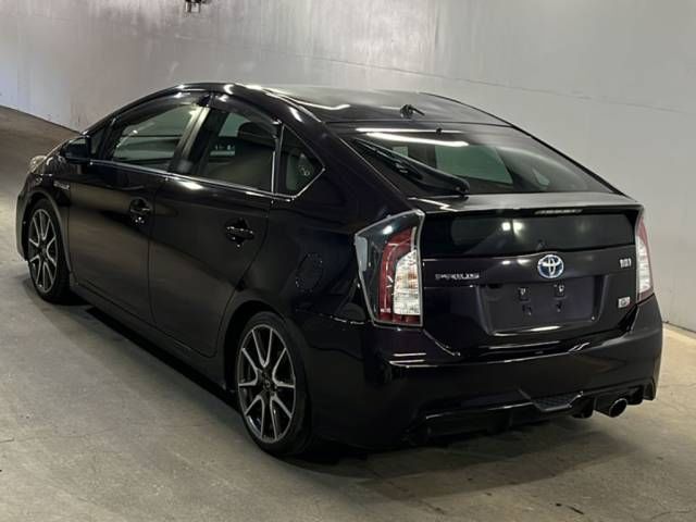 2014 Toyota Prius Sツーリングセレクション・G’s auction photo 3