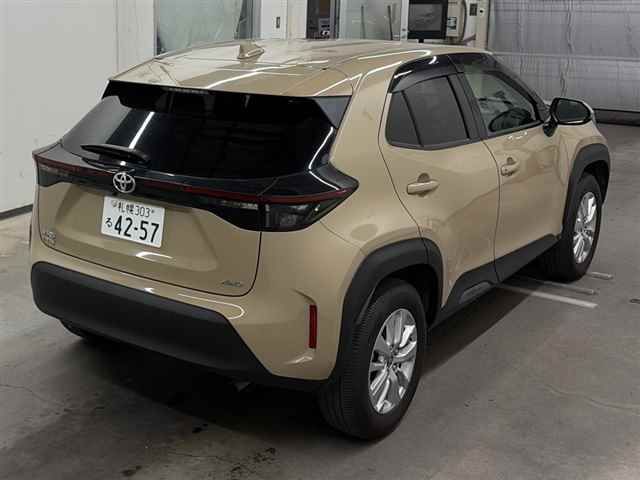 2023 Toyota Yaris Cross G 4WD auction photo 5