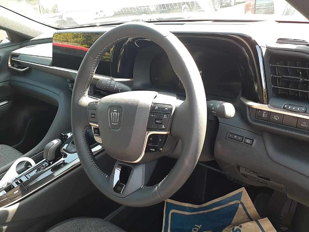 2026 Toyota Crown Sport G 4WD auction photo 9