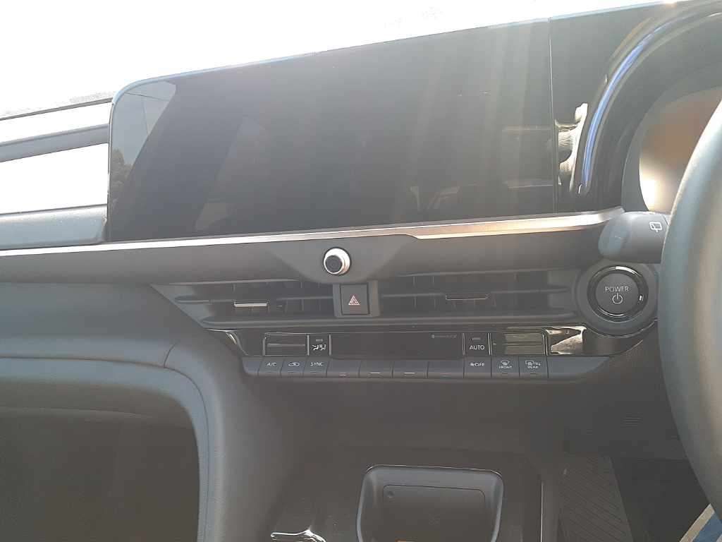 2026 Toyota Crown Sport G 4WD auction photo 12