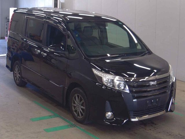 2017 Toyota Noah SI WXB 4WD Japan auction vehicle