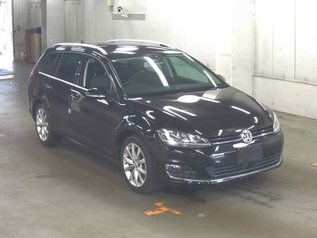 2015 Volkswagen VW ゴルフ ヴァリアントTSIハイライン BMT Japan auction vehicle